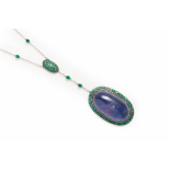 A RARE NATURAL 67 CARAT COLOUR CHANGE SAPPHIRE AND EMERALD NECKLACE