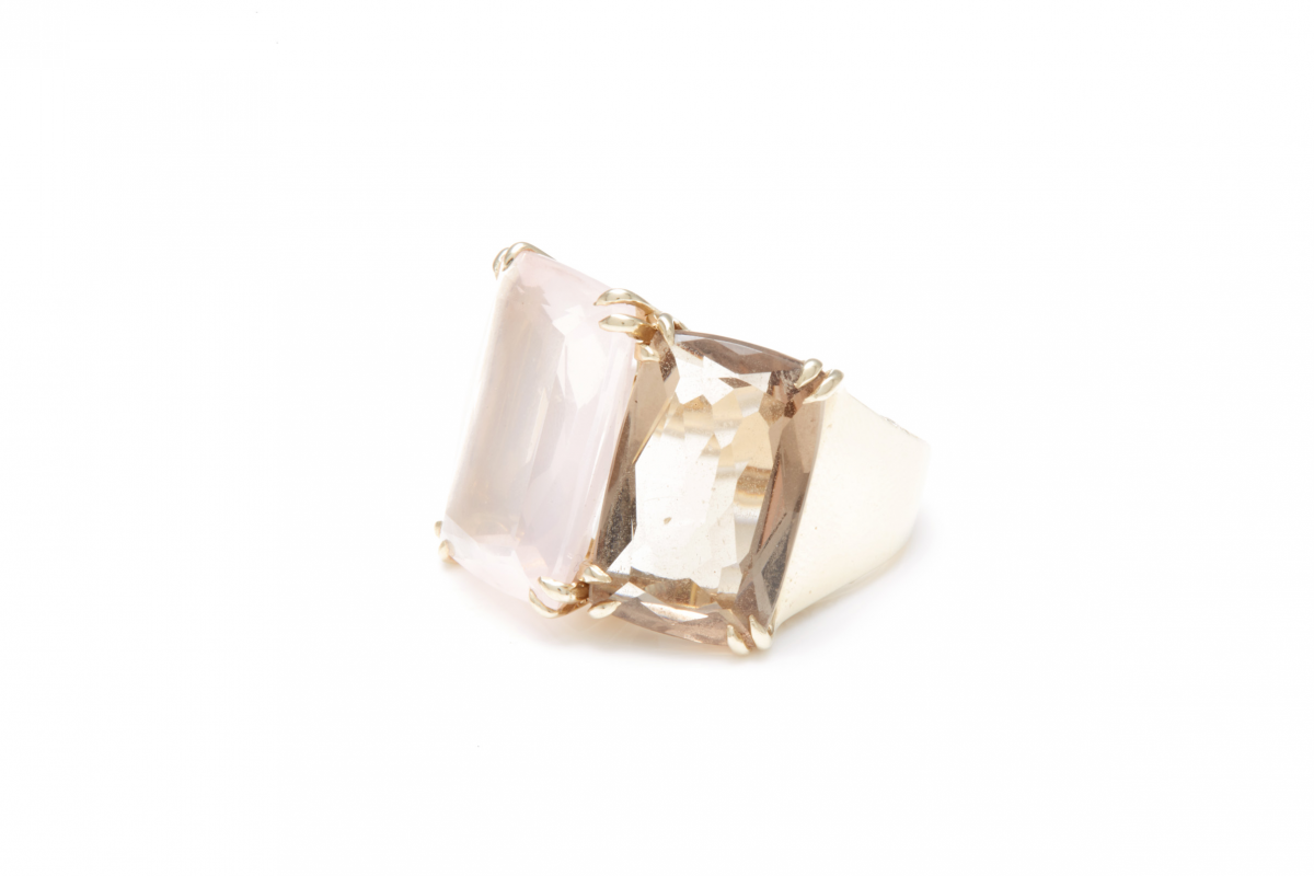 H STERN - A SMOKEY AND ROSE QUARTZ GOLD RING