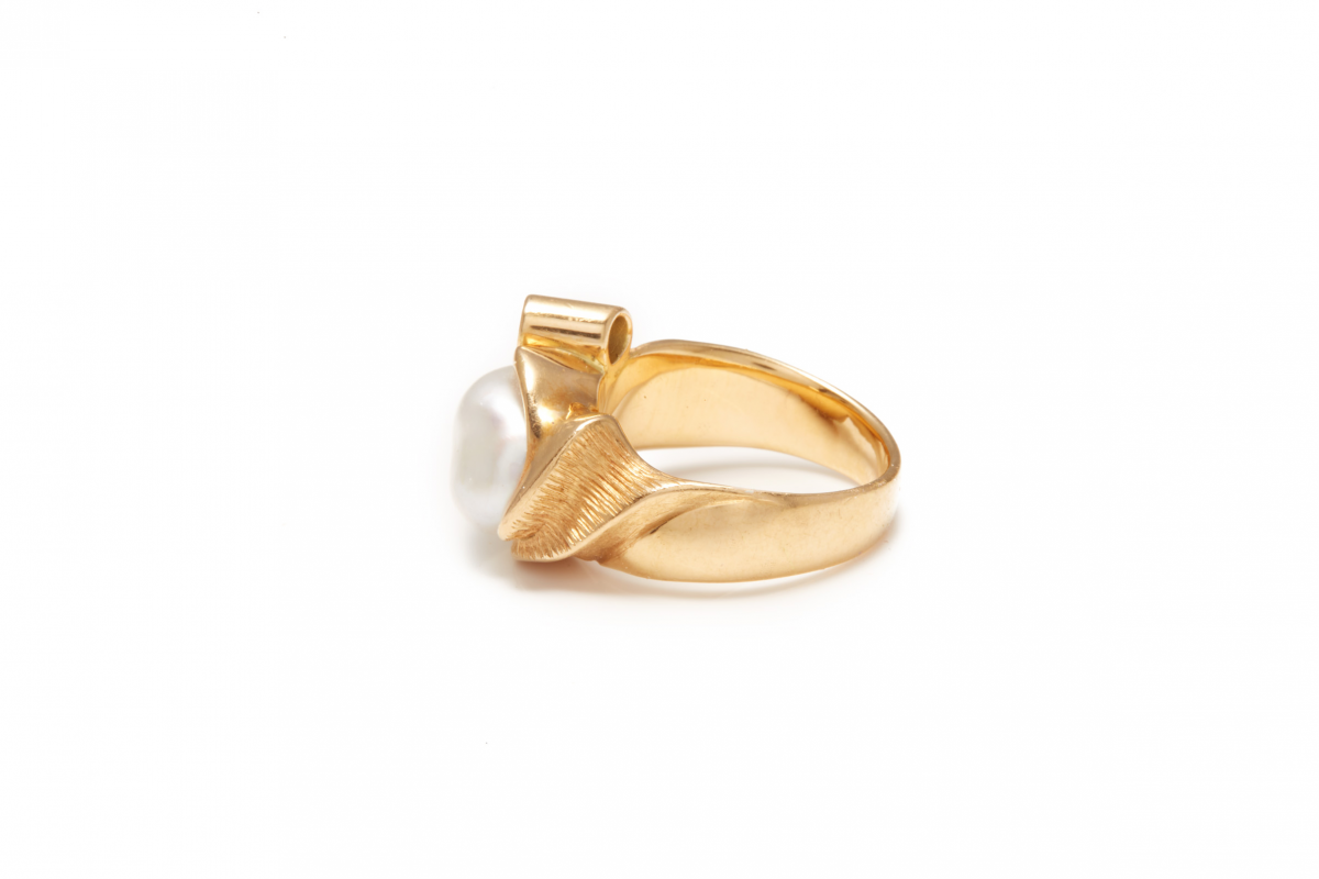 AN 18K GOLD, PINK DIAMOND & PEARL RING - Image 3 of 4