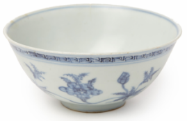 A BLUE AND WHITE PORCELAIN BOWL (7)