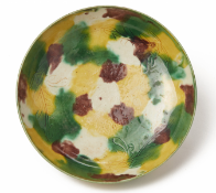 A SANCAI GLAZED SAUCER DISH