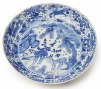 A 'KRAAK' BLUE AND WHITE PORCELAIN DISH