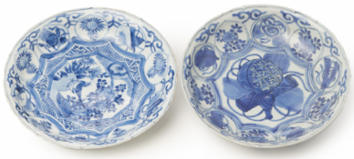 TWO 'KRAAK' BLUE AND WHITE PORCELAIN DISHES
