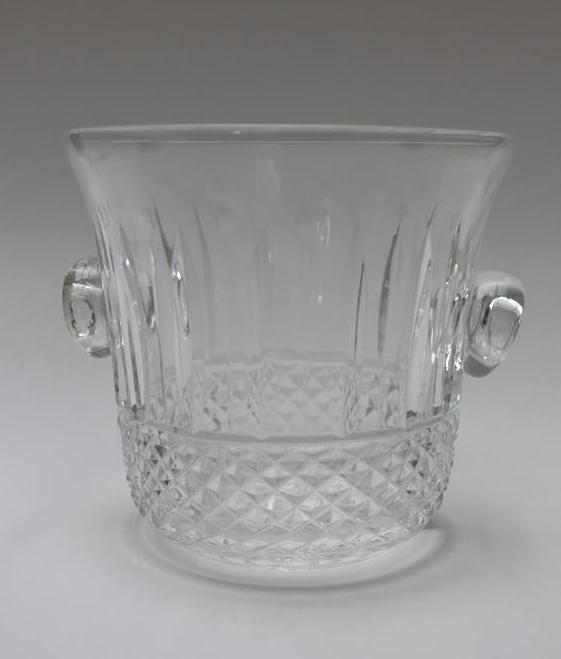 SAINT-LOUIS (manufacture de), Seau à champagne, en cristal taillé, modèle Tommy, [...]