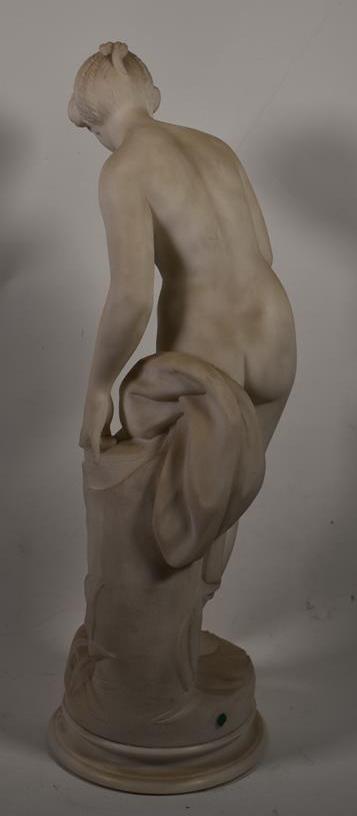 ALLEGRAIN (d'après) "Baigneuse" Sculpture en marbre blanc, H.70 cm - - Image 2 of 2