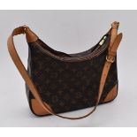 LOUIS VUITTON Sac modèle "Boulogne 30" en toile enduite monogrammée et garniture de [...]