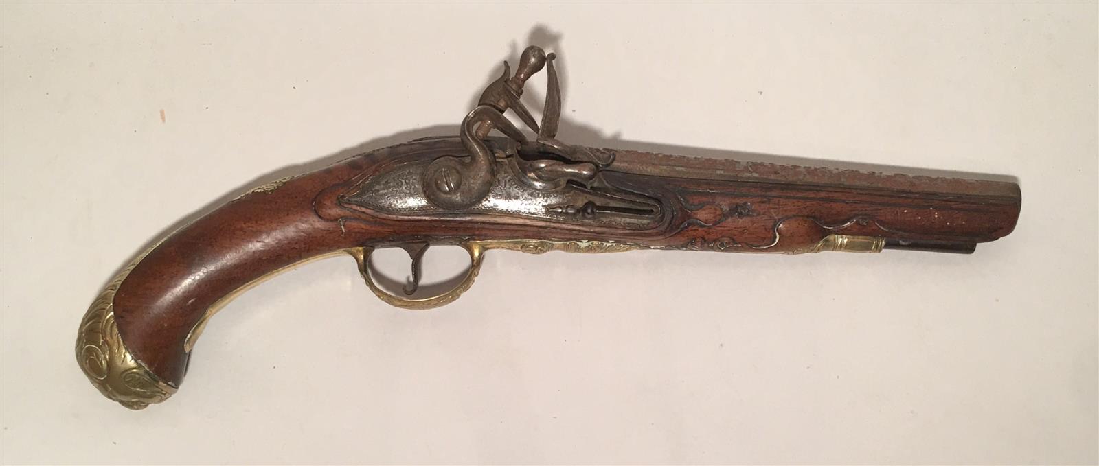 Claude NIQUET à Liège. Arquebusier et graveur a Liege de 1690 à 1740. - Pistolet [...]