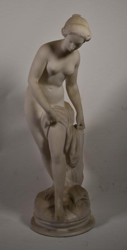 ALLEGRAIN (d'après) "Baigneuse" Sculpture en marbre blanc, H.70 cm -