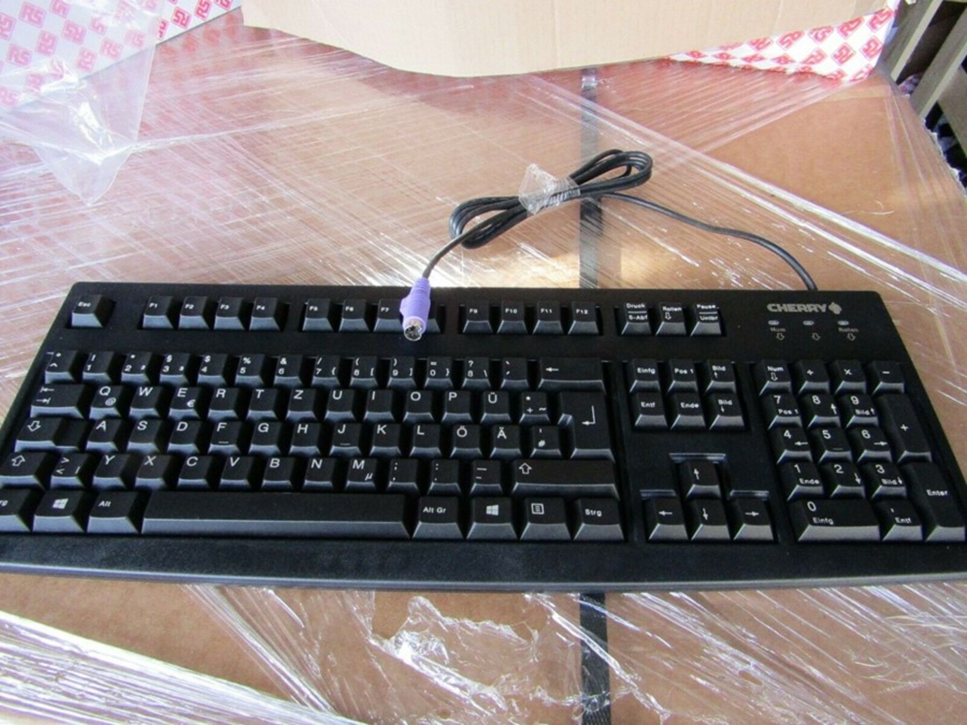 5 x Cherry Wired Black PS/2 GERMAN Keyboard, QZERTY 1005MK 7739279