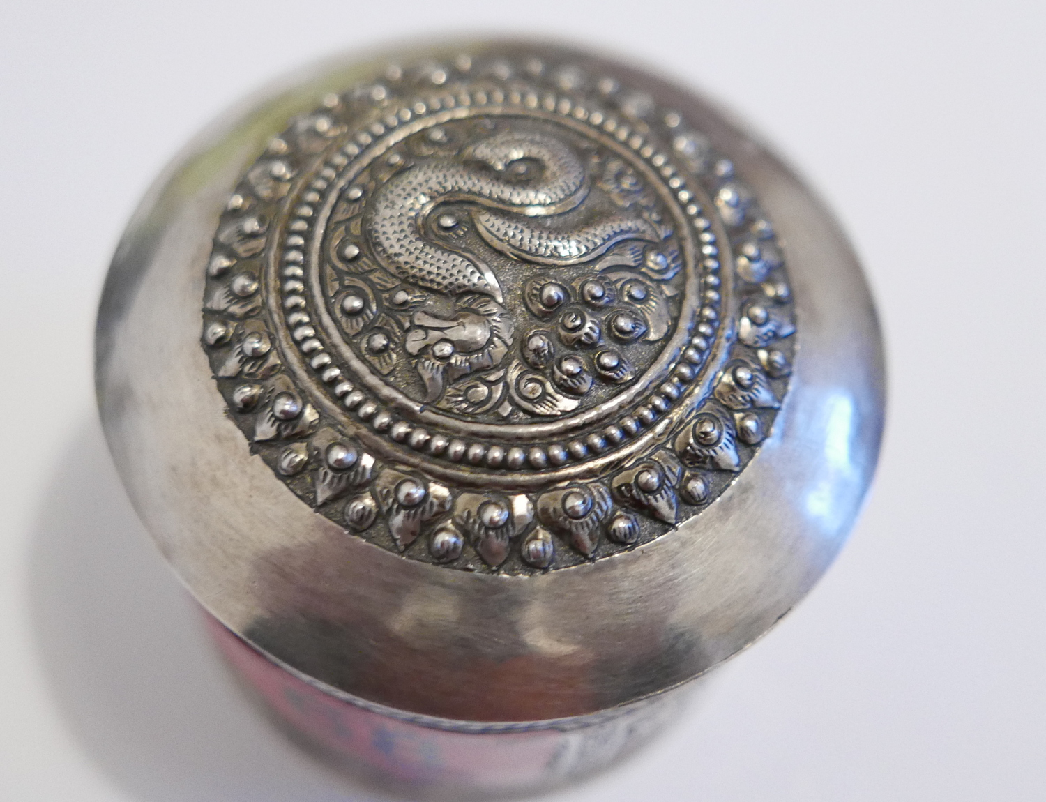 Antique Indian Silver Lidded Pot - 72mm dia and 70mm with Decorative White Metal Jug - 120mm x 110mm - Image 2 of 8