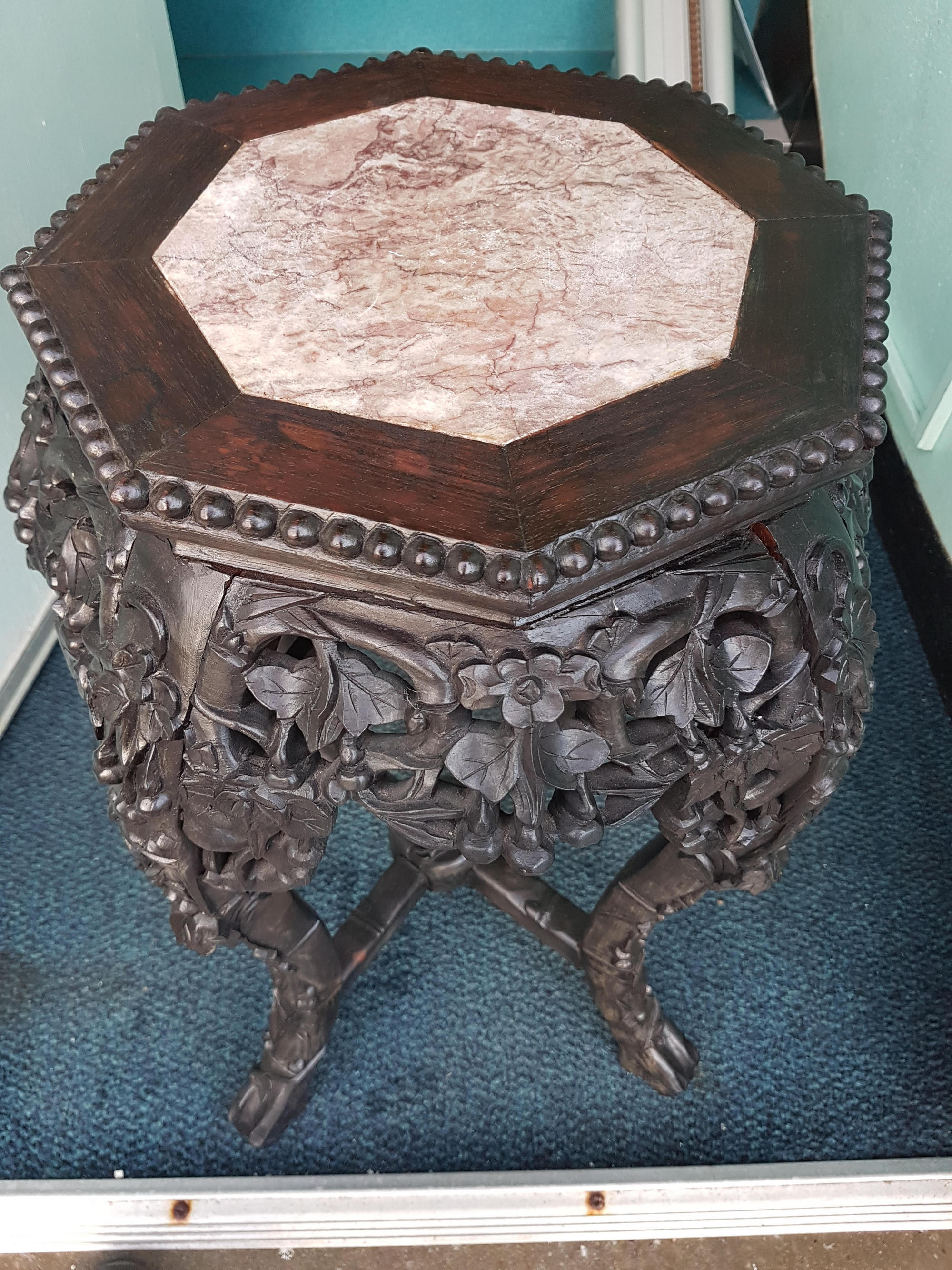 Oriental dark wood jardiniere stand. Stands 62 cms high