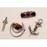Scottish Victorian silver agate brooches x 2 and Vintage Malcolm Gray silver items x2