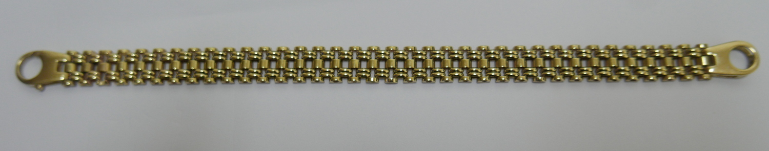 Gold Bracelet 21cm long 10mm wide and weighing 19.8 grams. - Image 2 of 3