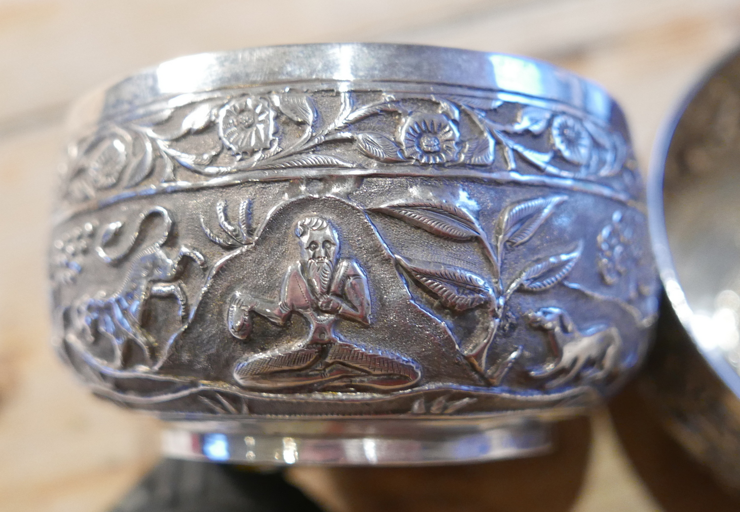 Antique Pair of Indian/Burmese White Metal Bowls with Peacock Marks to base - 233 grams. - Image 6 of 8