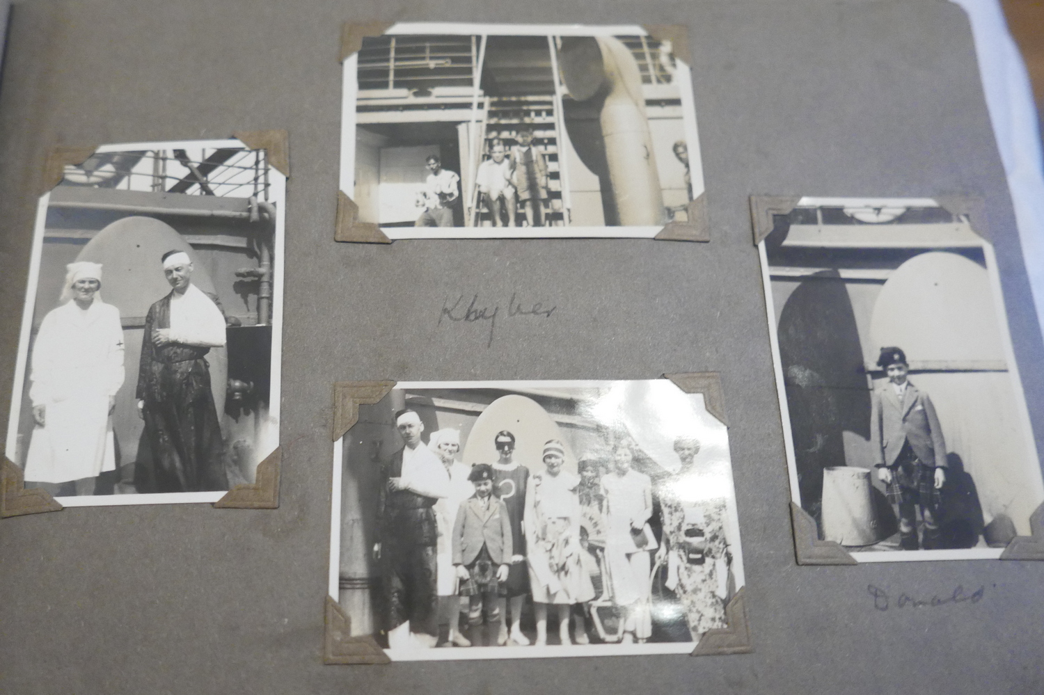Album of Photo's of Missionary Family in China - Shangai and Soochow c1930 - approx 60 images-c1930 - Image 10 of 14