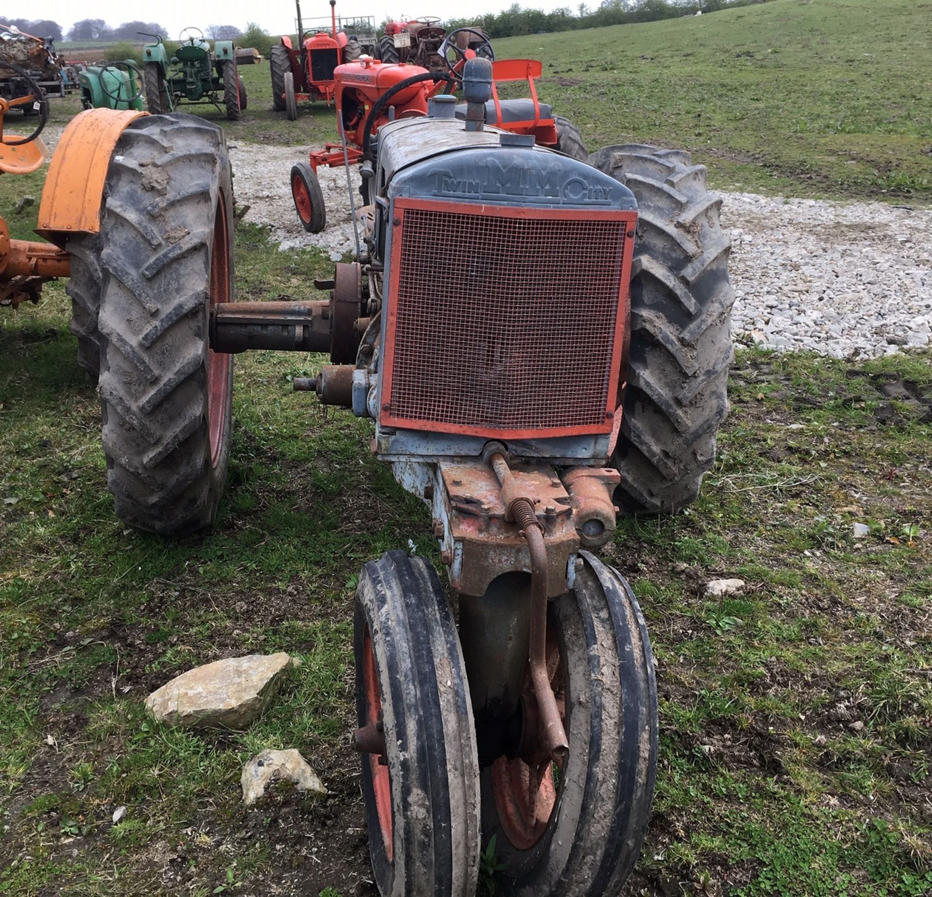 Twin City Tractor - incomplete restoration project. - Image 2 of 5