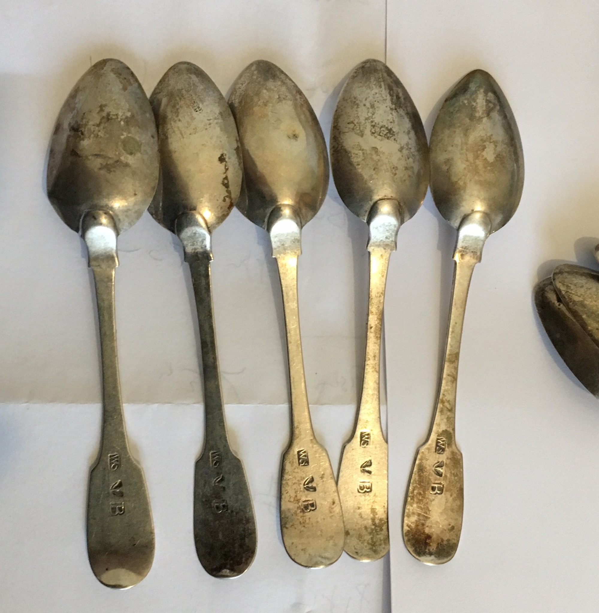 Lot of some 600 grams of Antique/Vintage Silver Spoons and White Metal Forks? - Image 10 of 16