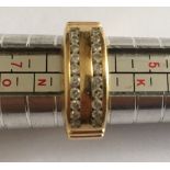 18 karat Gold Ring set with 20 diamonds - UK size L 1/2 - 8.4 grams total weight.