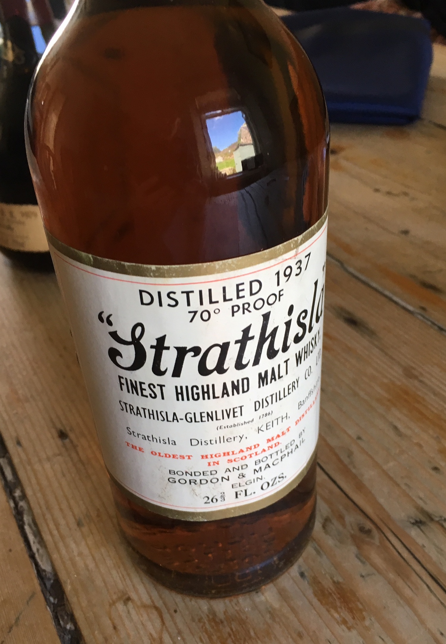 Bottle of Strathisla 1937 Finest Highland Malt Whisky. - Image 3 of 5