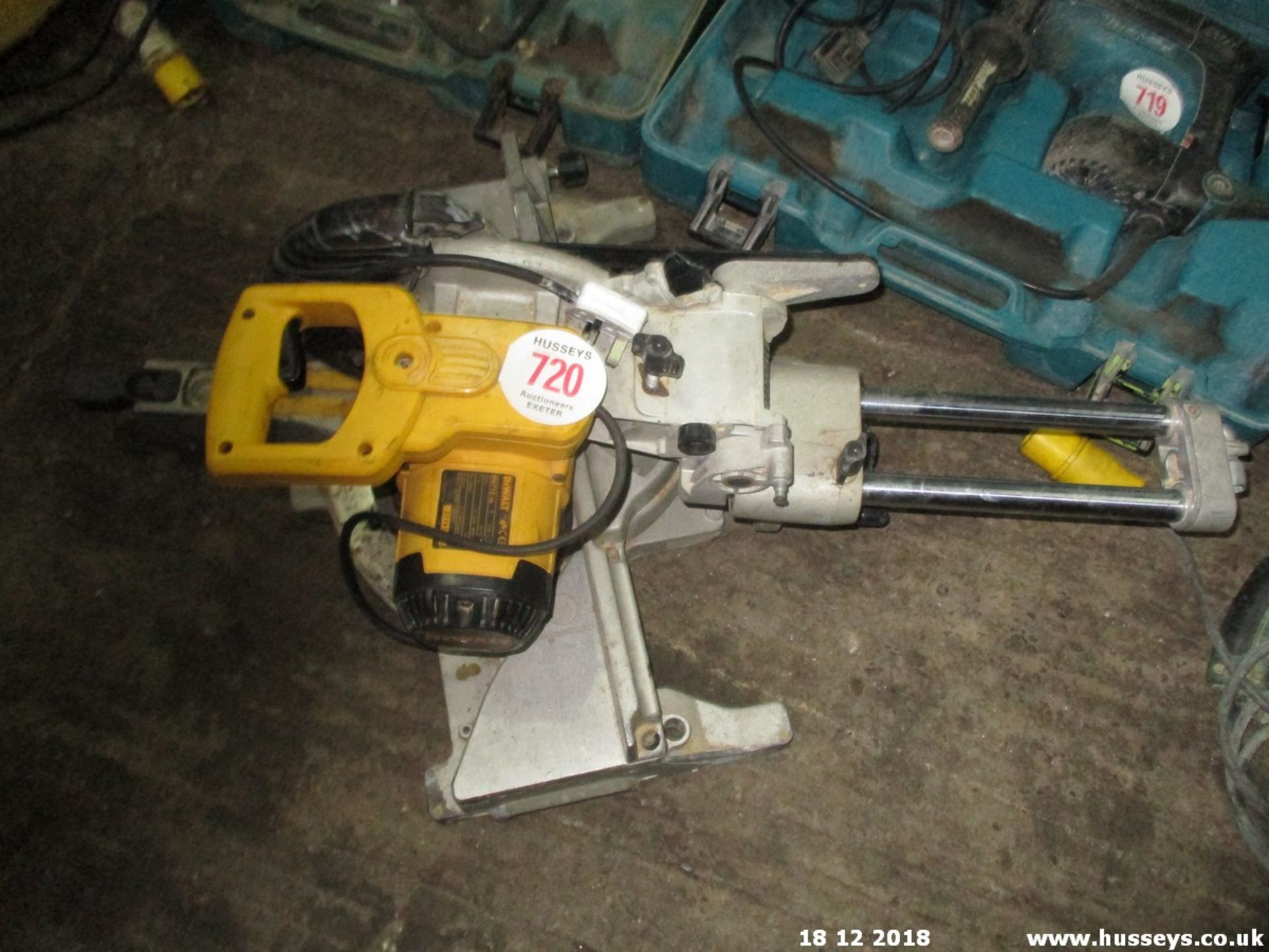 DEWALT MITRE SAW