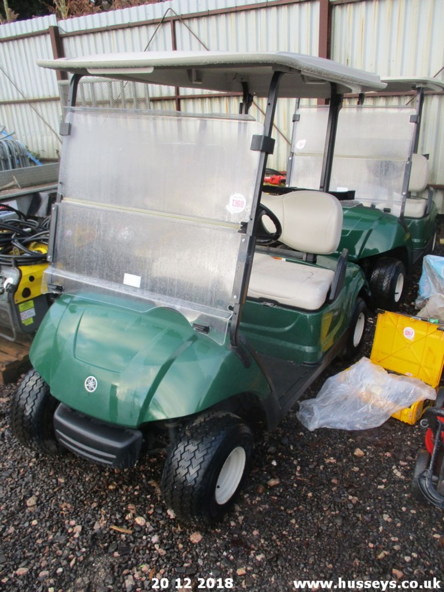 YAMAHA PETROL GOLF BUGGY RUNS & DRIVES