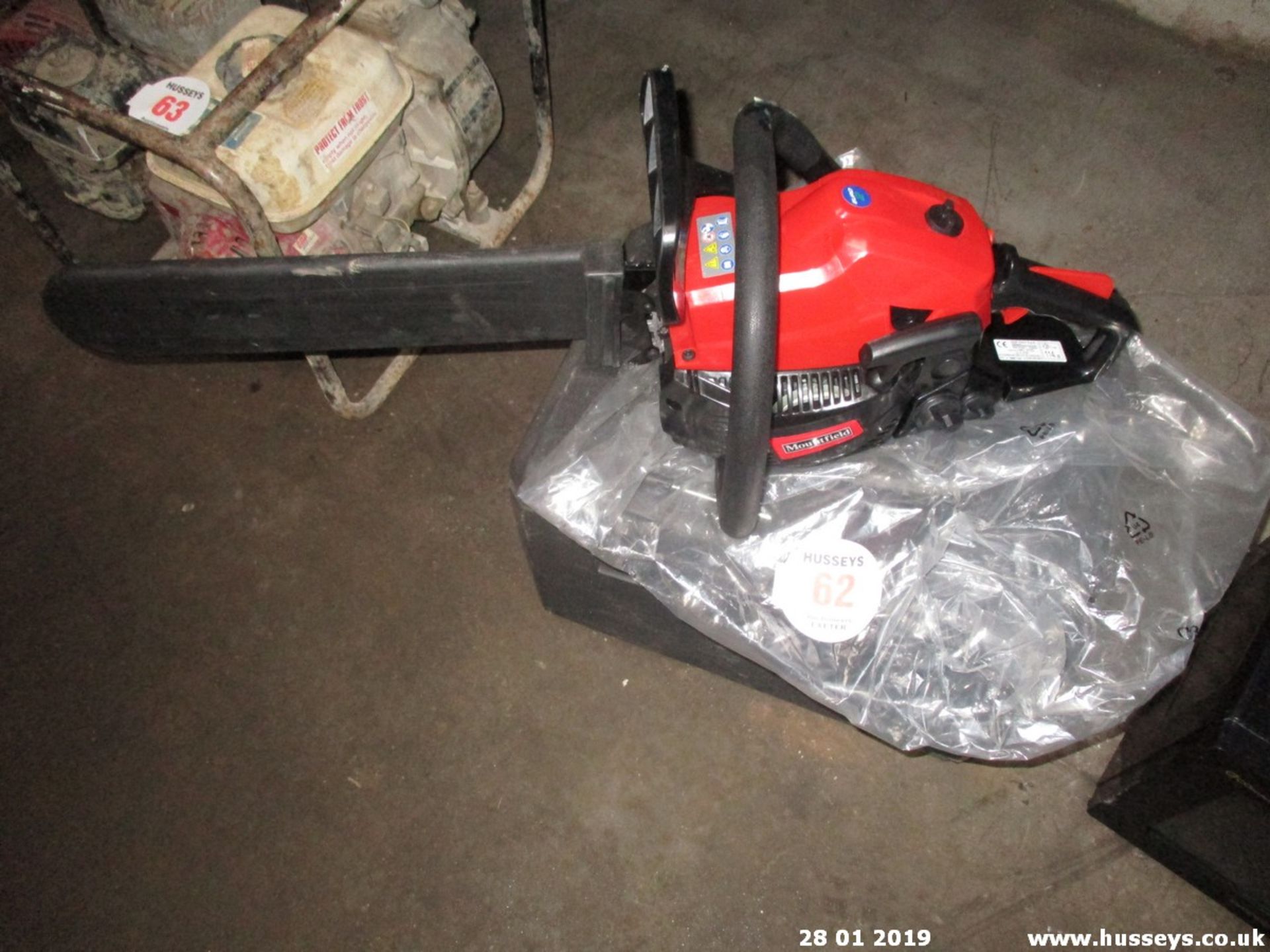 MOUNTFIELD CHAINSAW