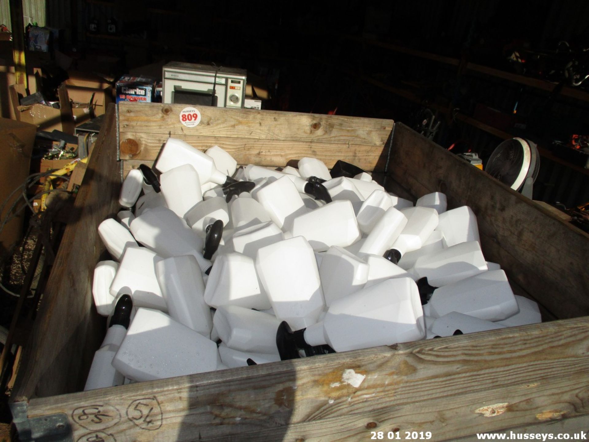 PALLET OF SPRAYERS