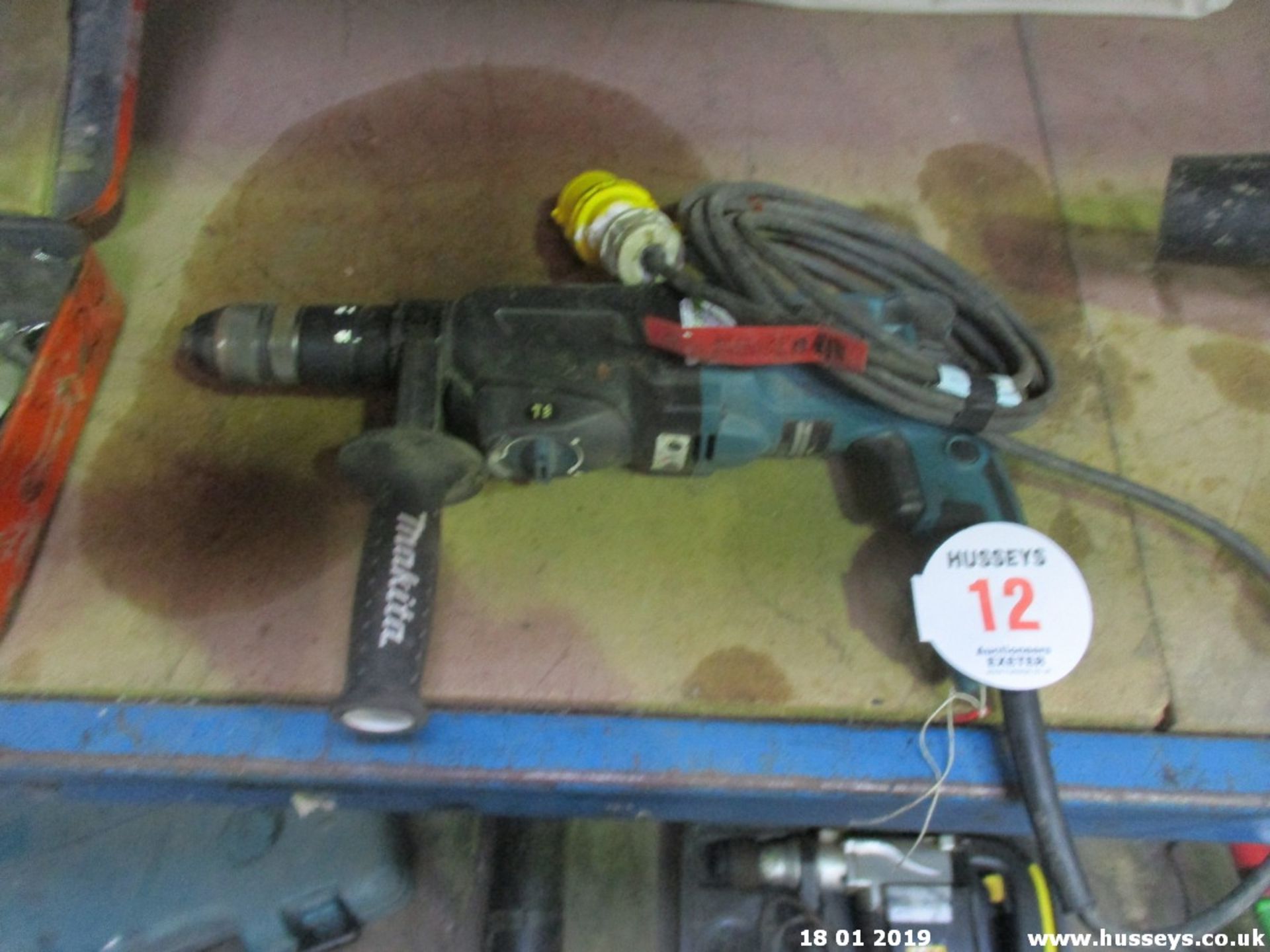 MAKITA DRILL