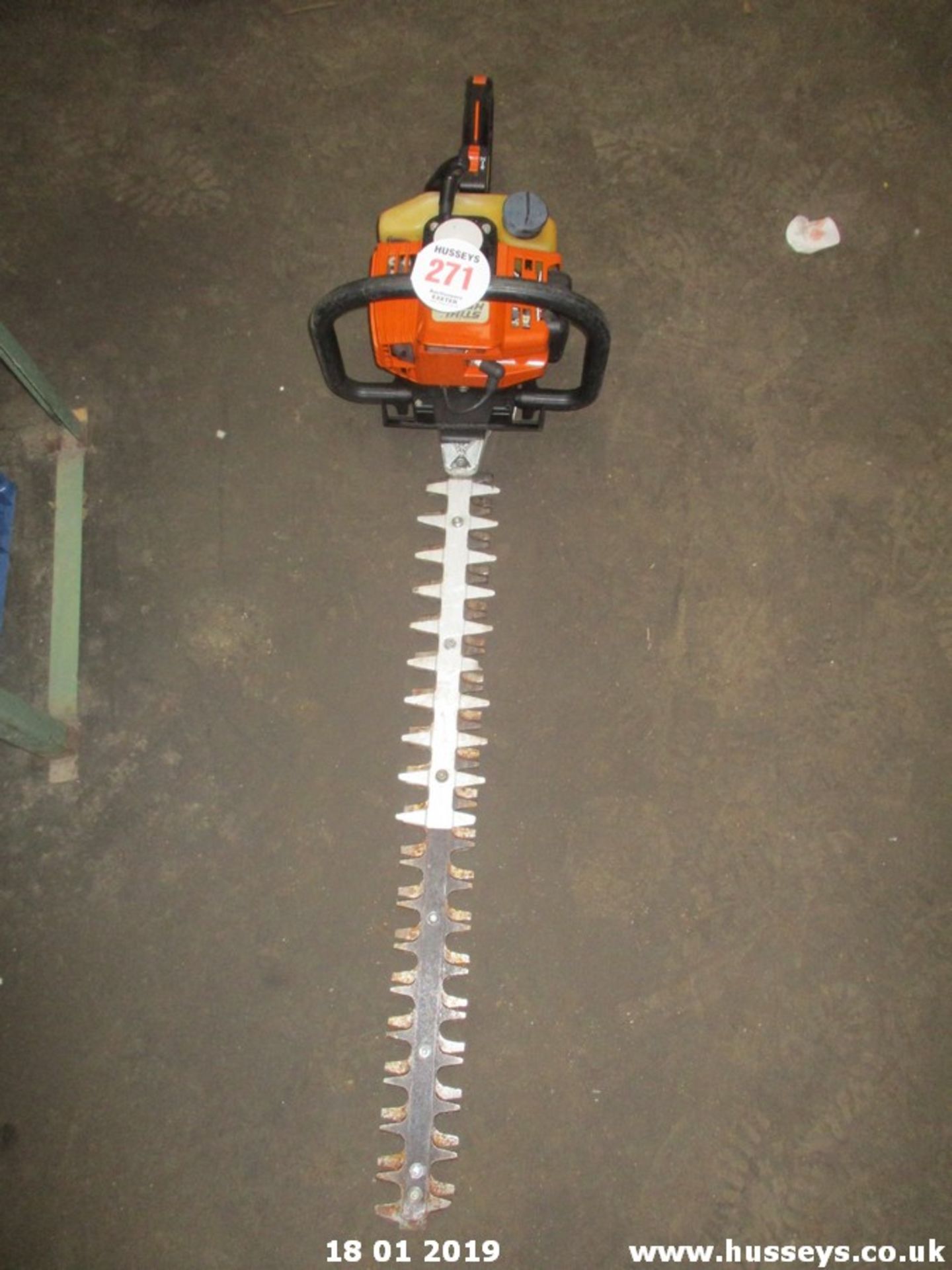 STIHL HEDGE TRIMMER