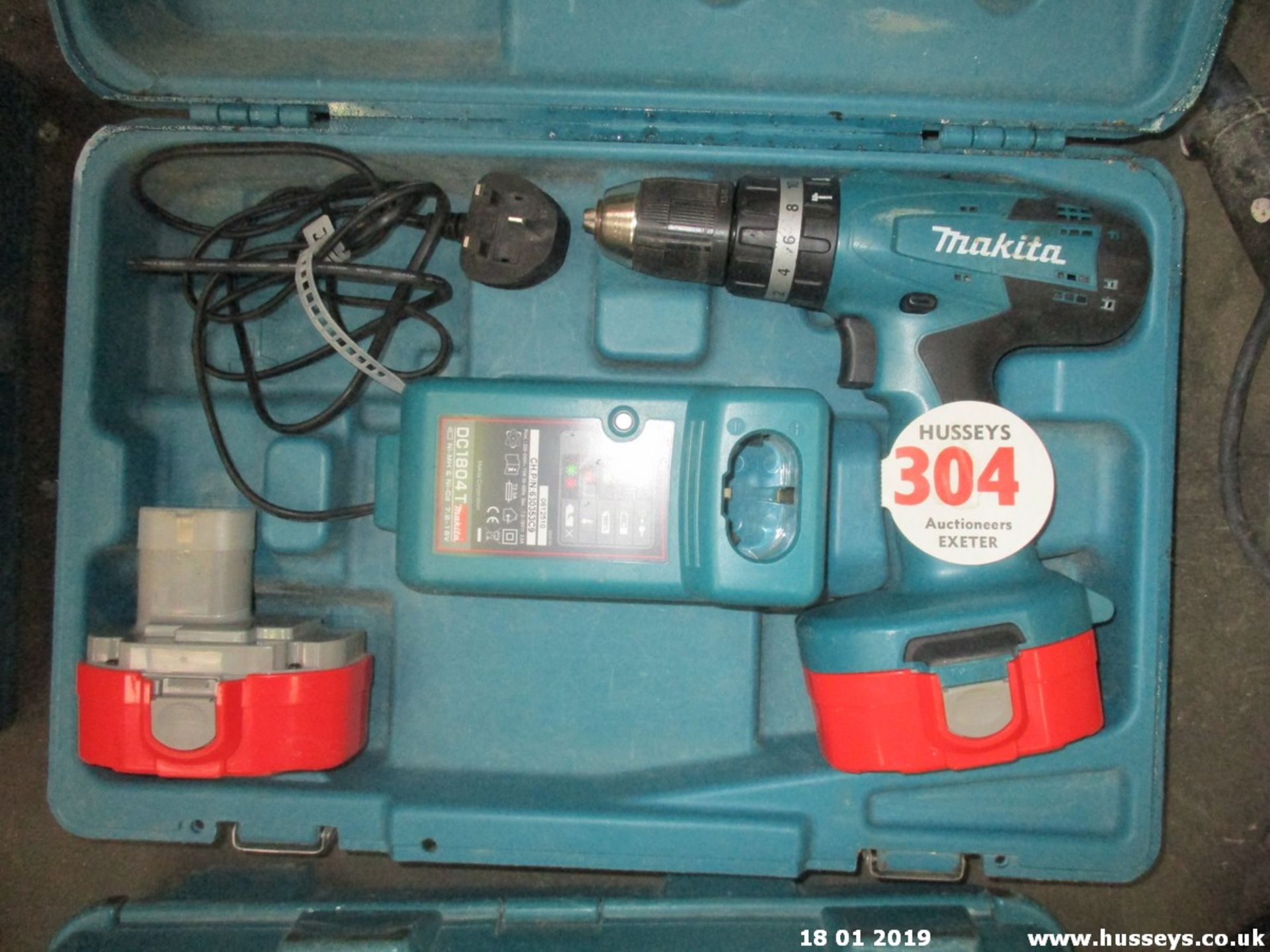 CORDLESS MAKITA DRILL