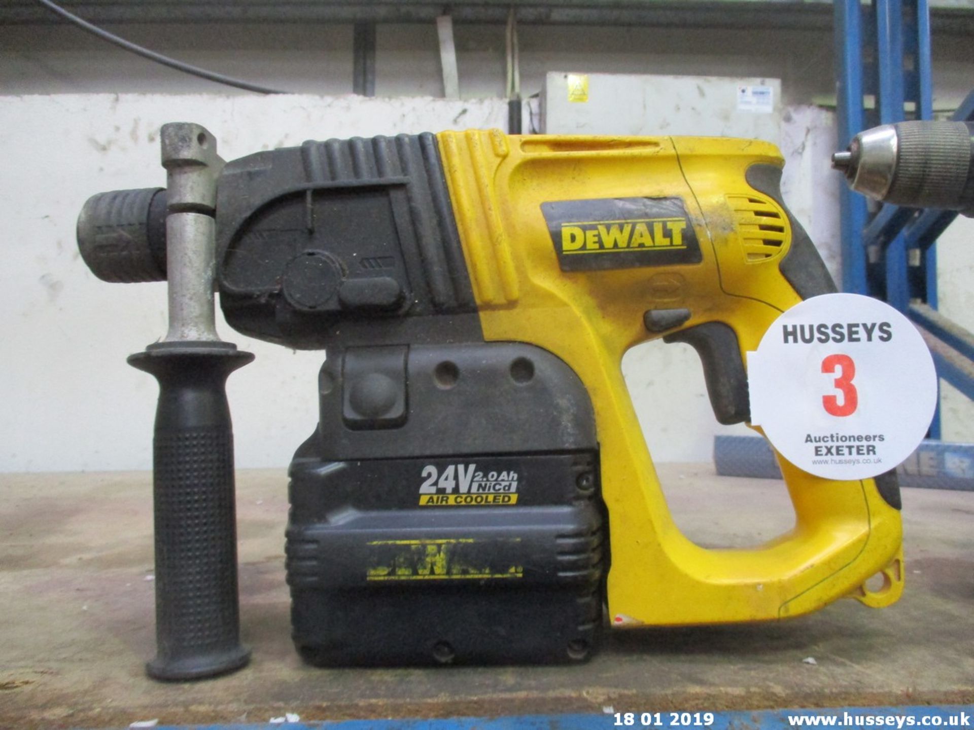 CORDLESS DEWALT BREALER