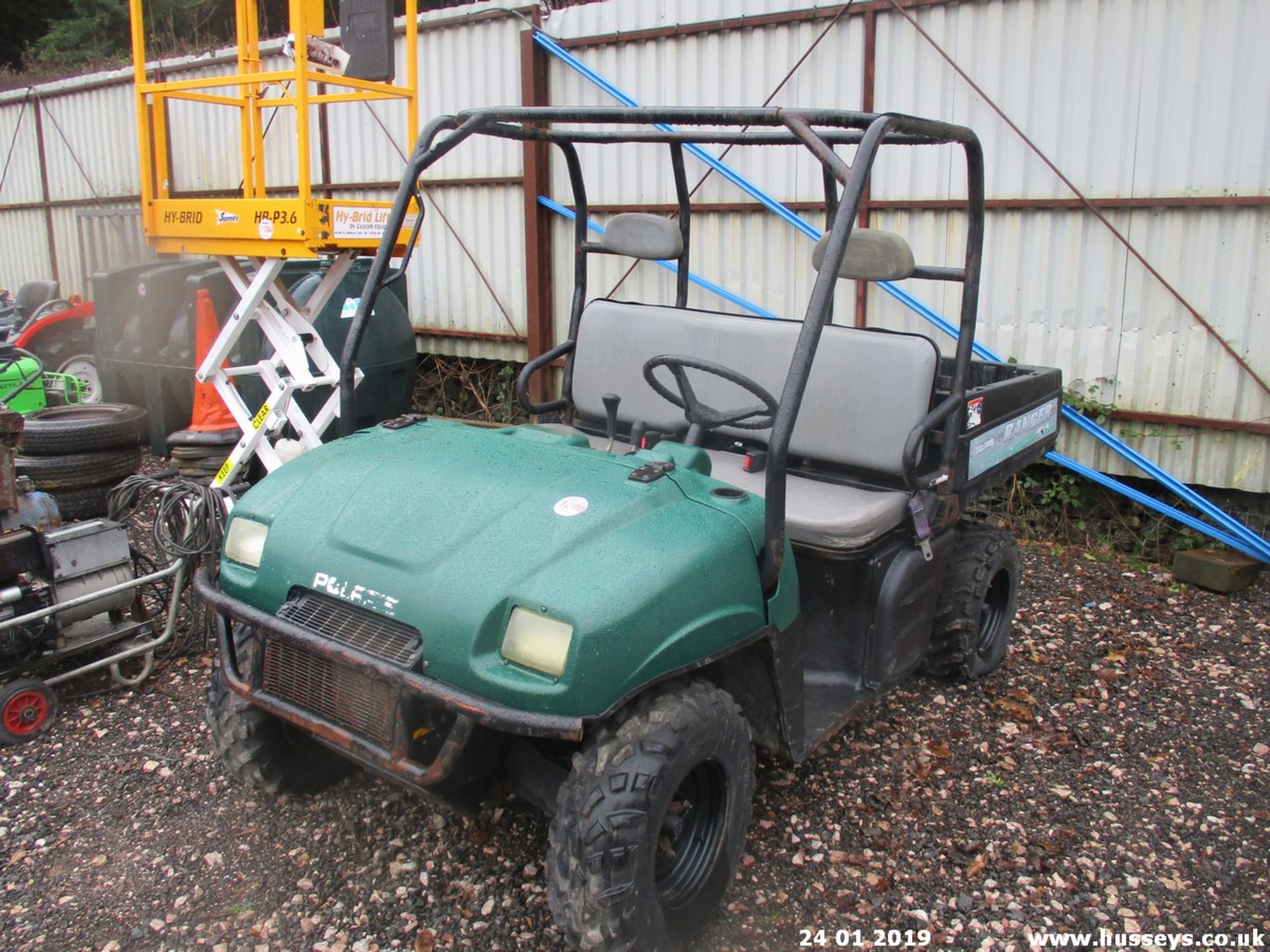 POLARIS RANGER 0618HRS RUNS & DRIVES