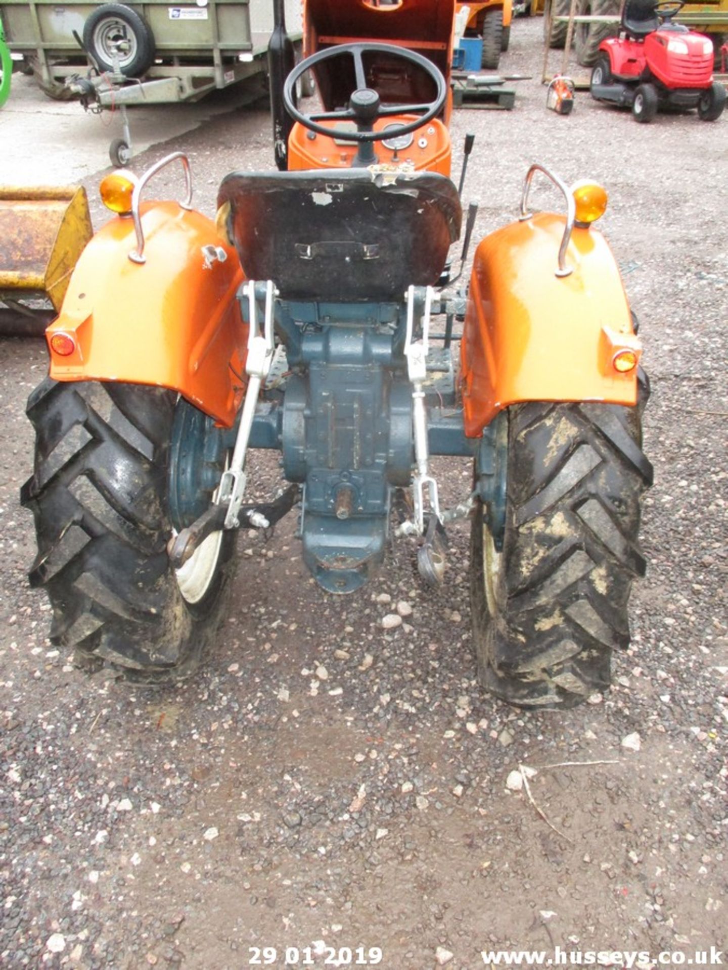 KUBOTA L2201DT COMPACT TRACTOR - Image 4 of 5