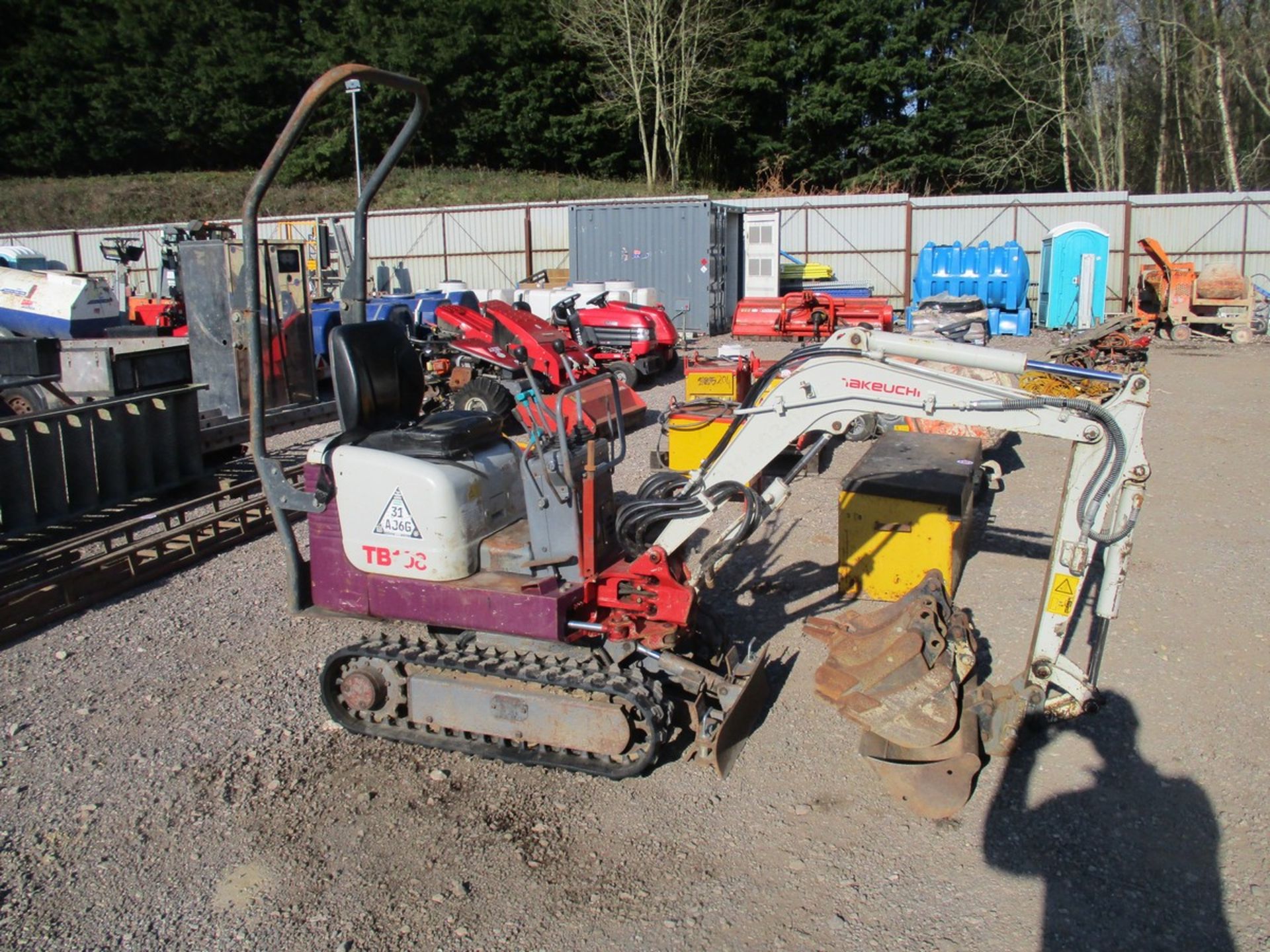 Takeuchi TB108 Micro 2014, 4 buckets - Image 2 of 5