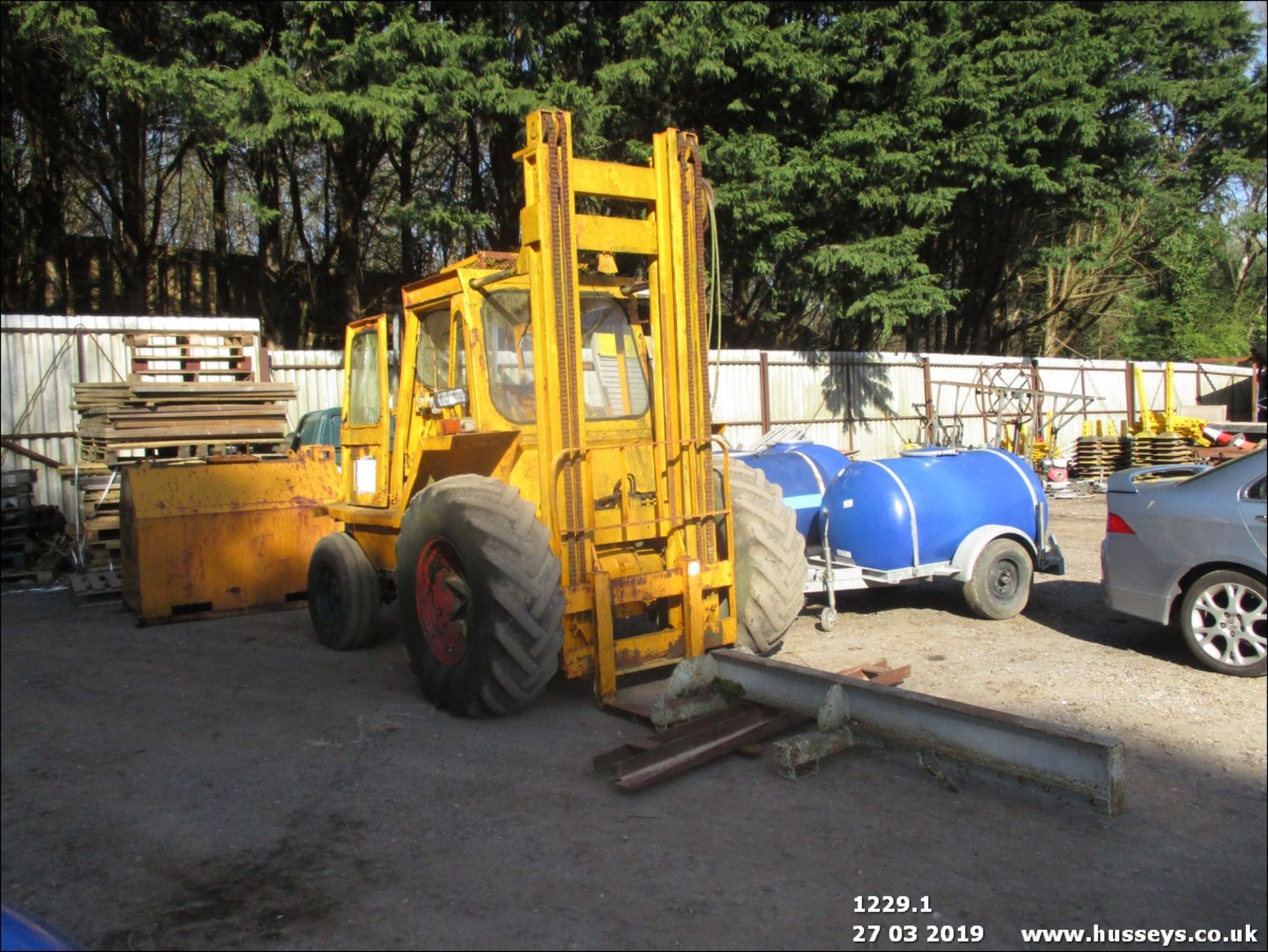 BENFORD MA300H ROUGH TERRAIN FORKLIFT C/W EXTENSIONS & JIB - Bild 2 aus 3