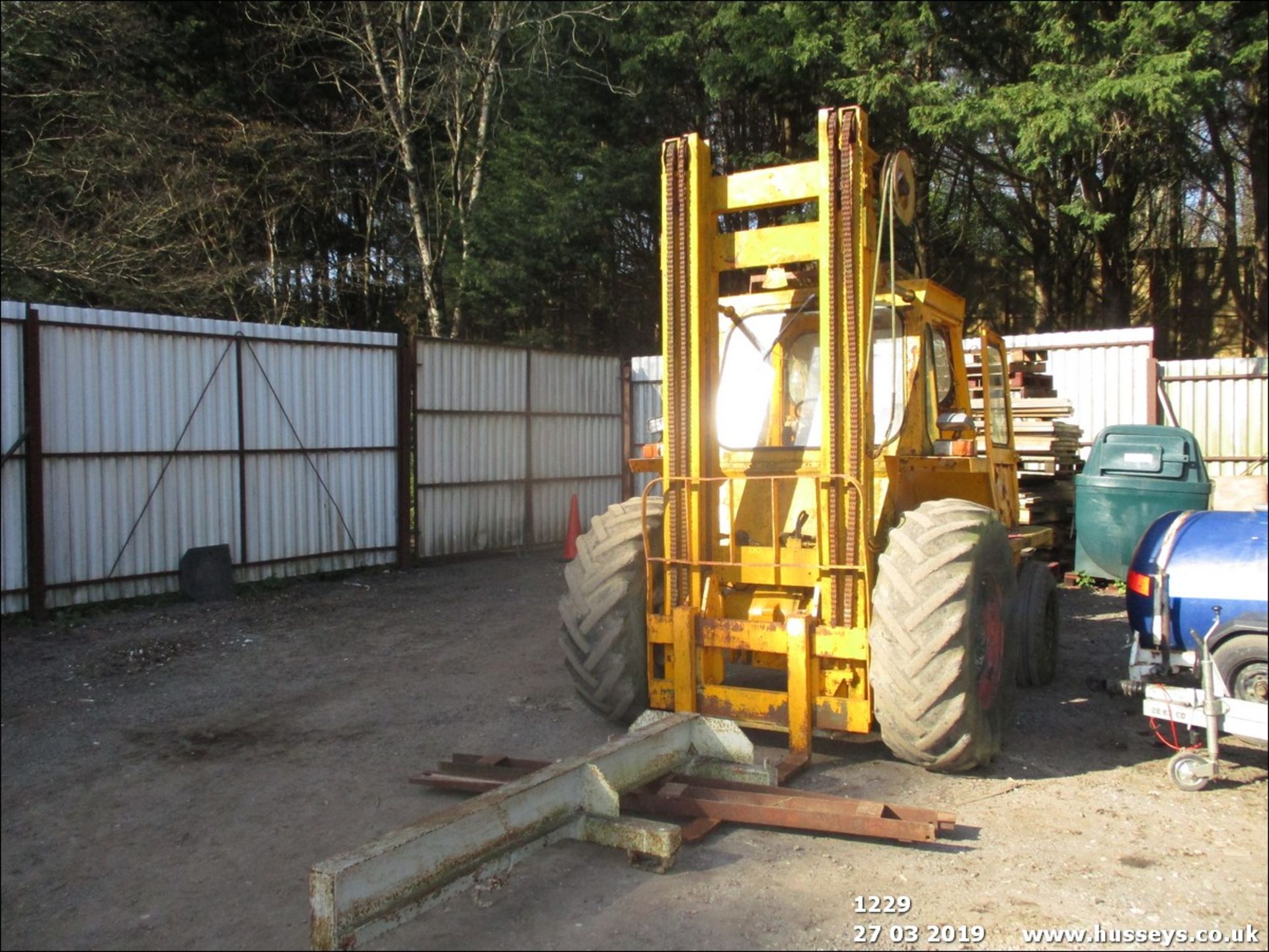 BENFORD MA300H ROUGH TERRAIN FORKLIFT C/W EXTENSIONS & JIB