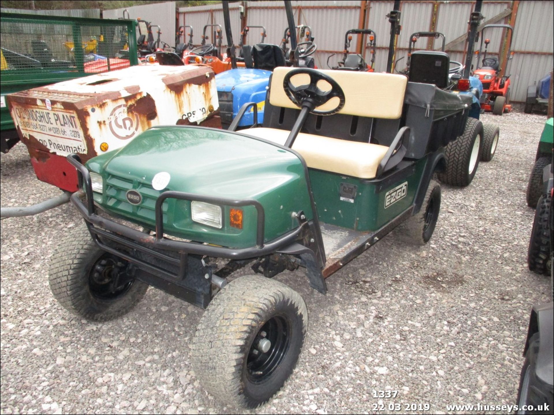 EZGO ELECTRIC GOLF BUGGY,RUNS,DRIVES ELEC TIP