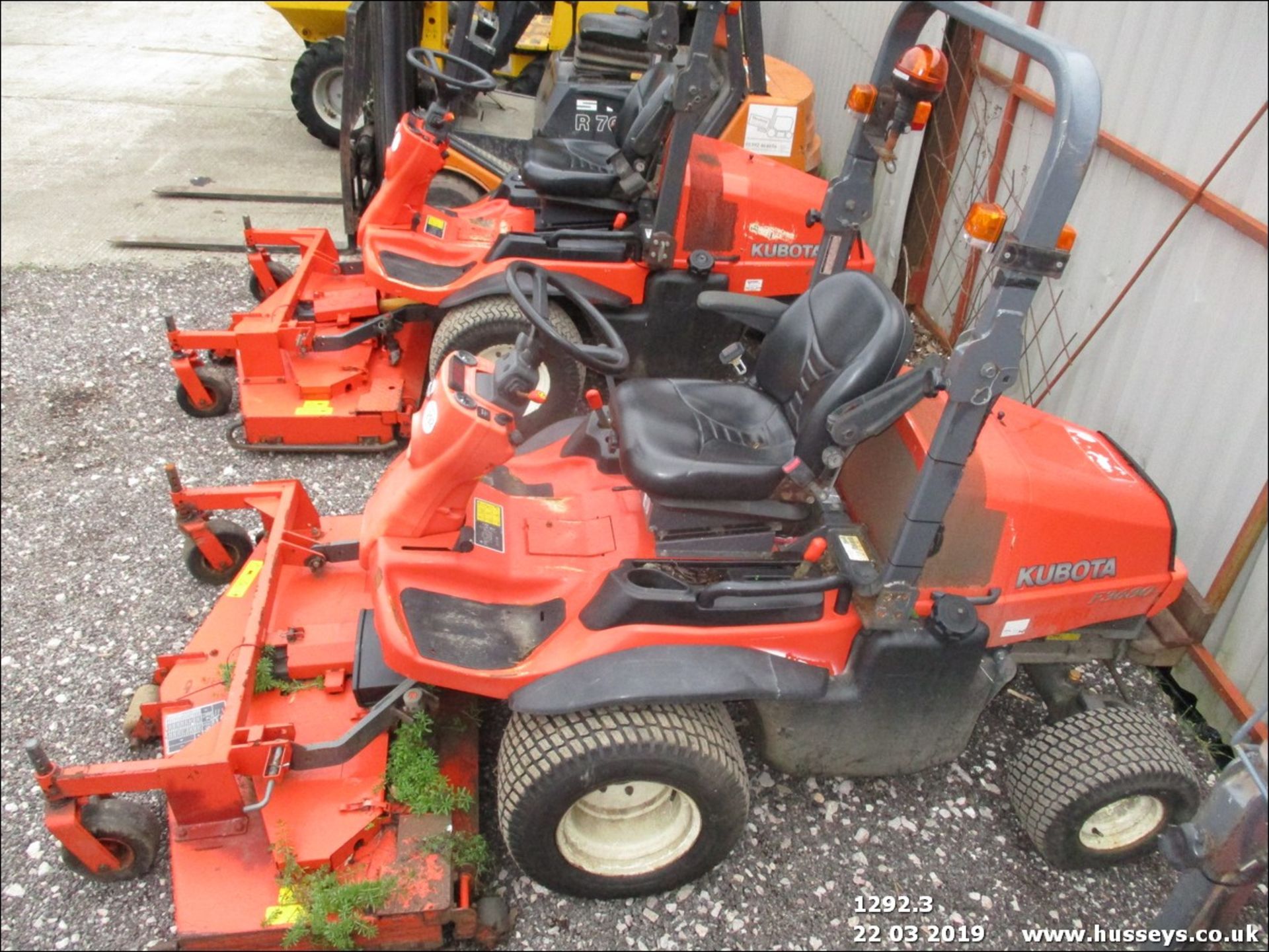 KUBOTA F3680 OUT FRONT MOWER WK12AZT (SHOWING 1505 HRS) V5, 758061 - Image 3 of 4