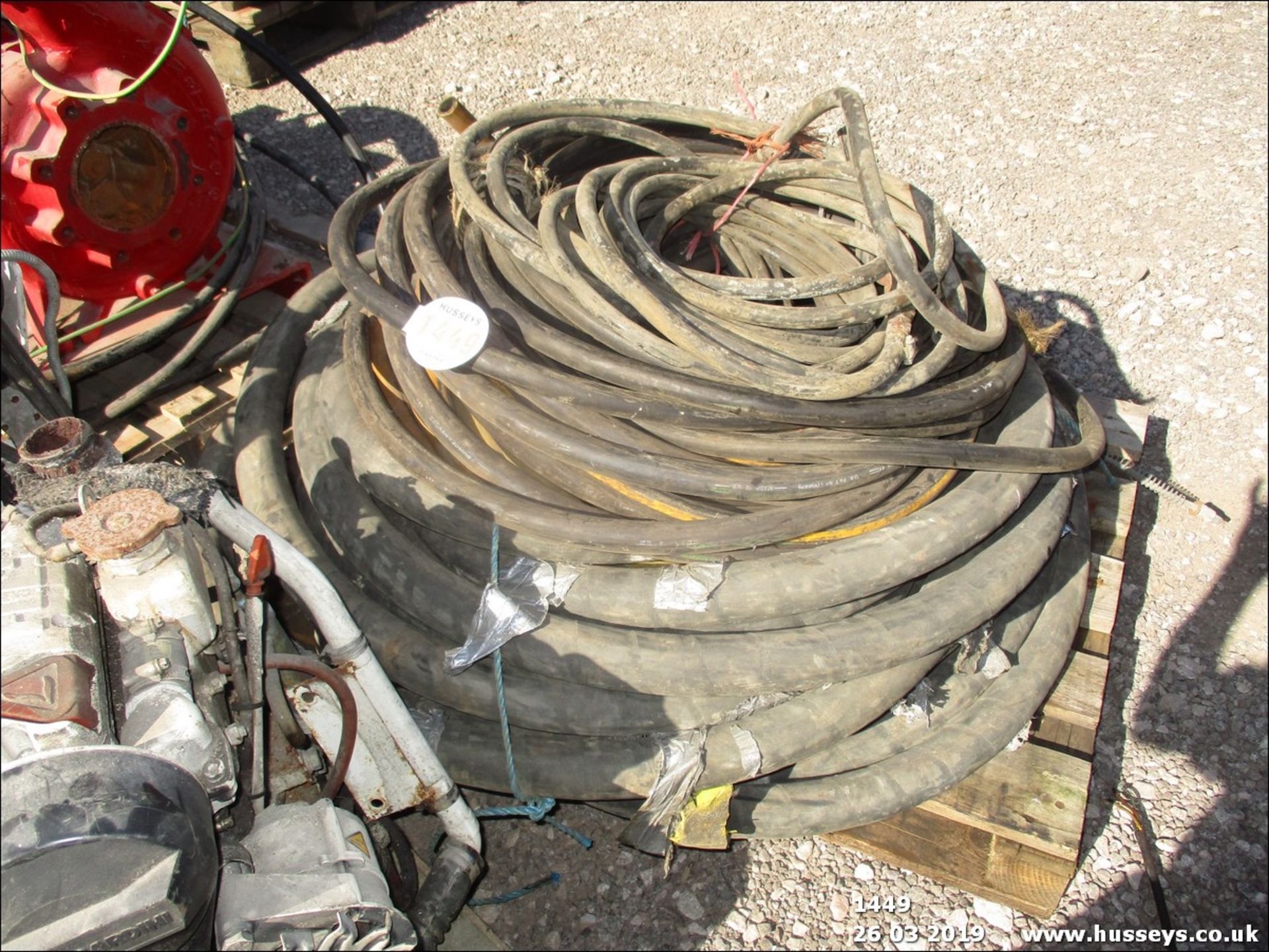 PALLET OF HOSES