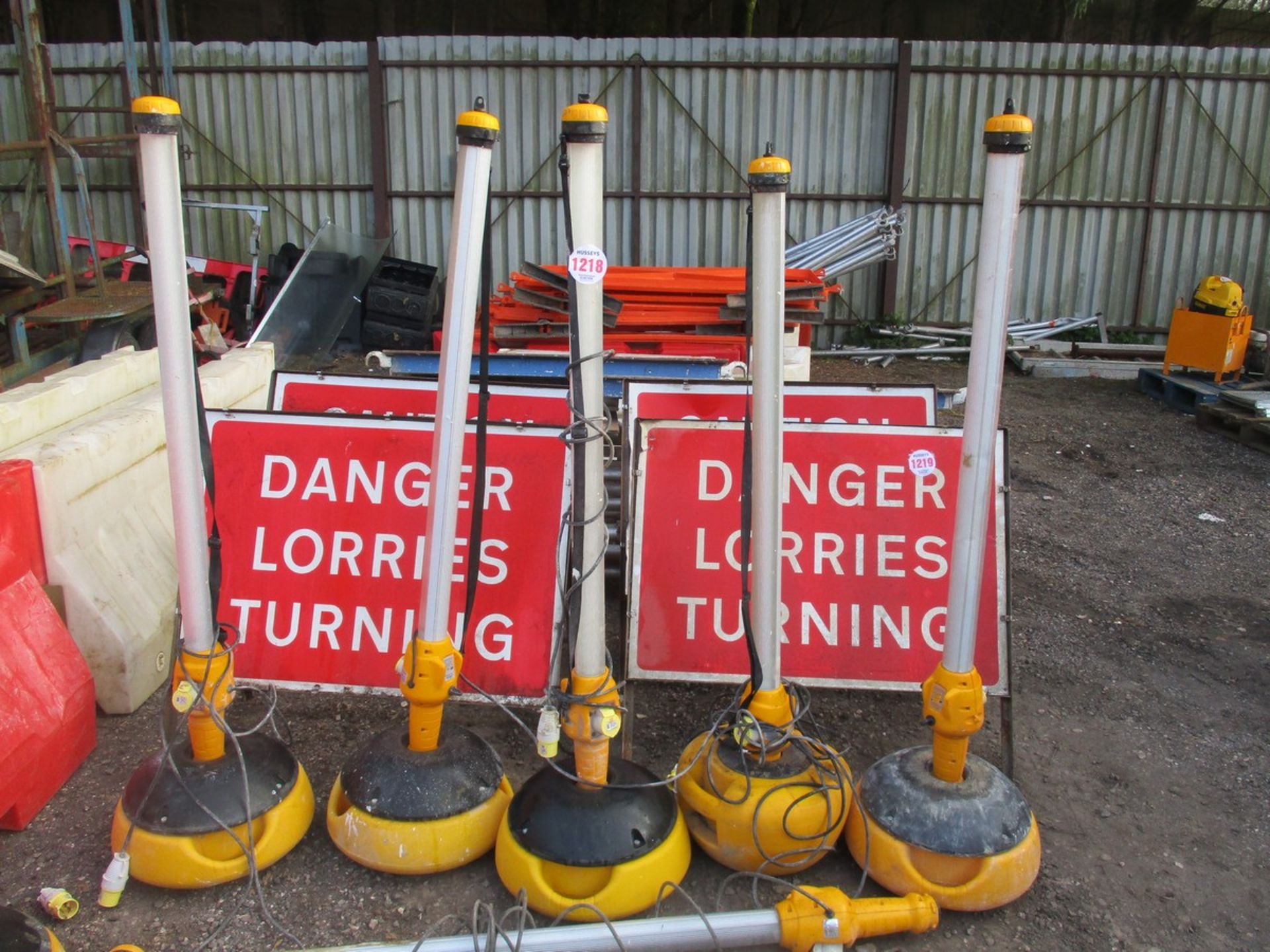 5 x Work Lamps on Stands