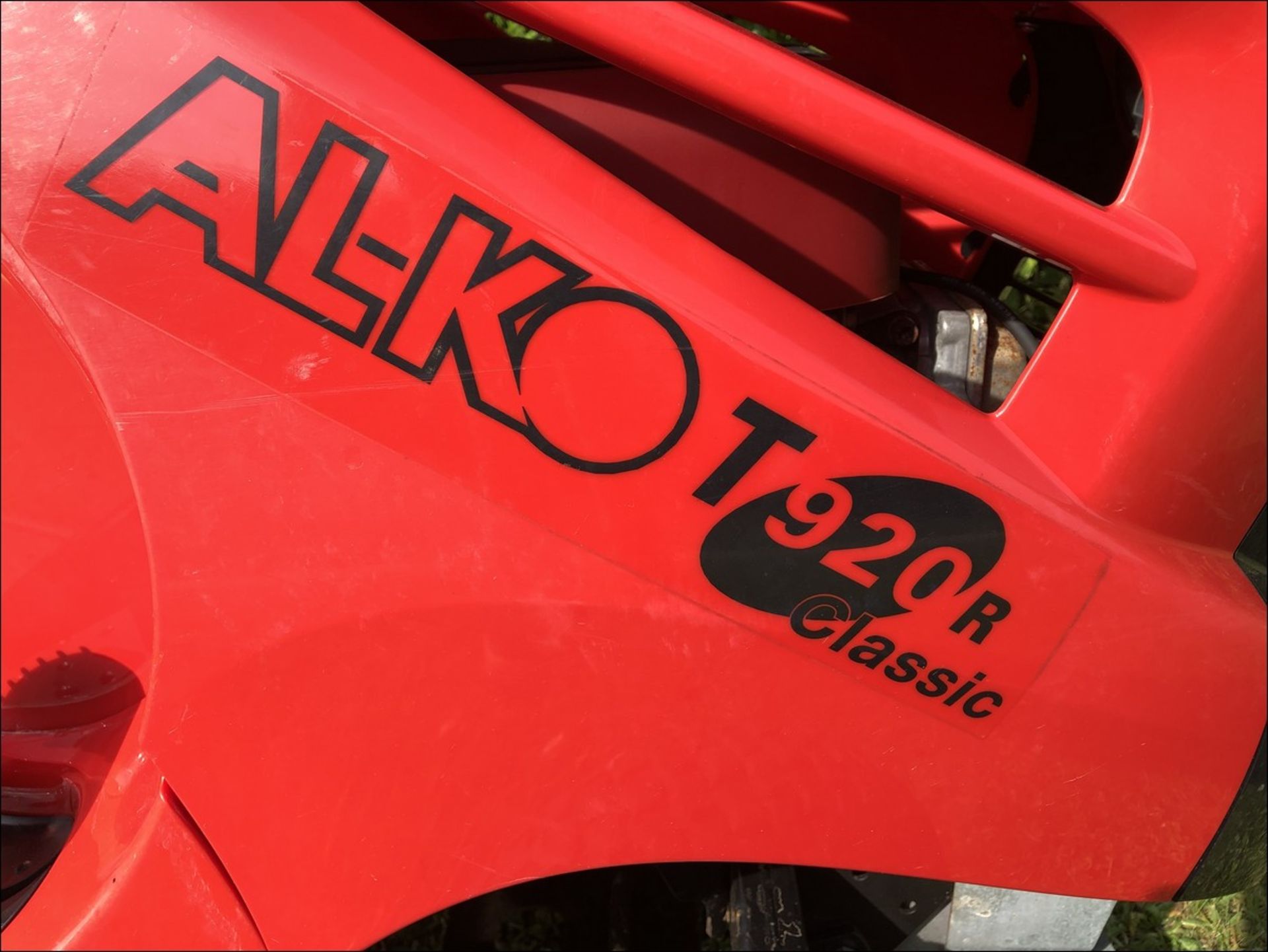 ALKO T920R CLASSIC RIDE ON MOWER - Image 3 of 6