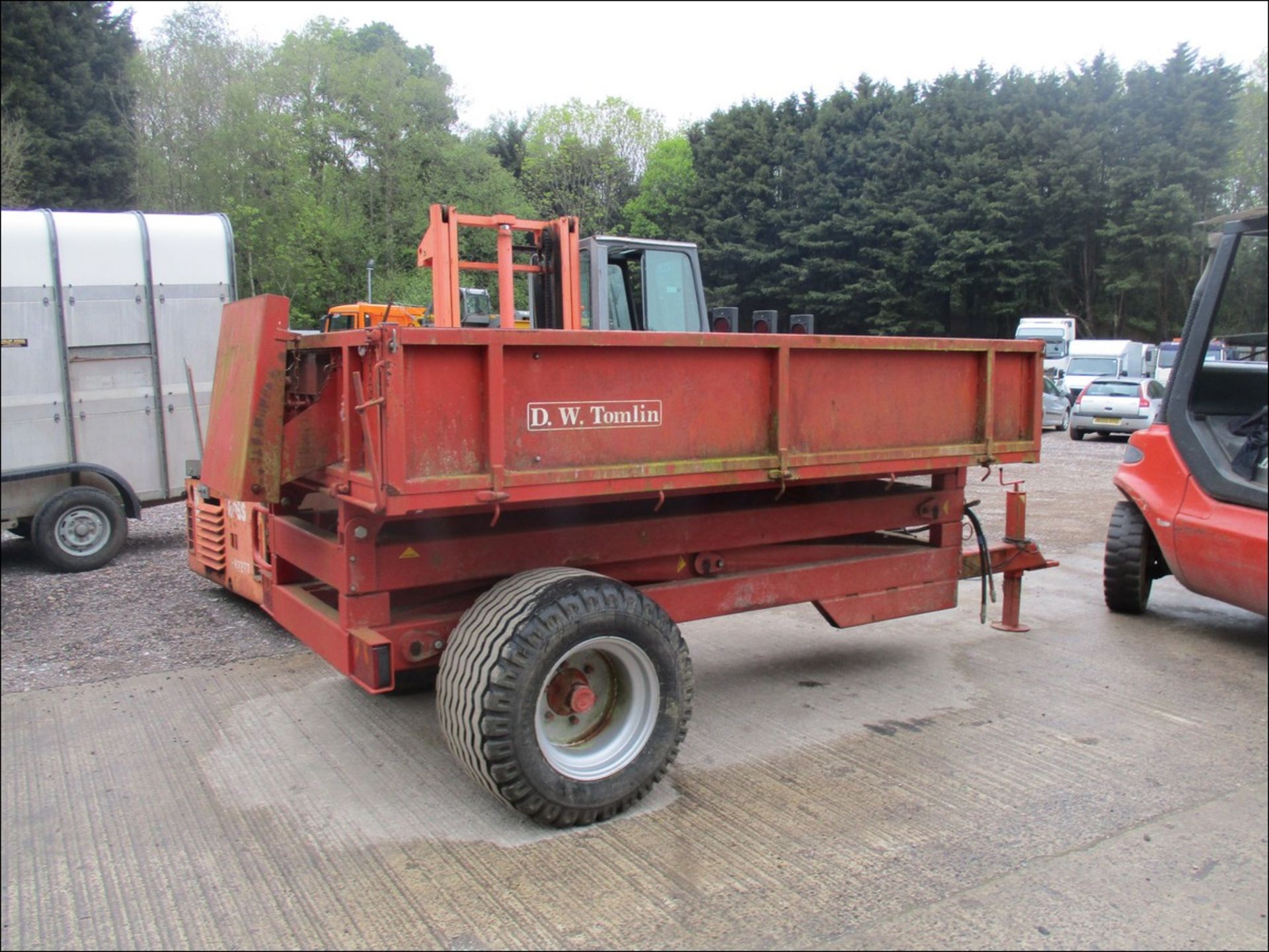 TOMLIN HI TIP AGRICULTURAL TRAILER - Image 3 of 4