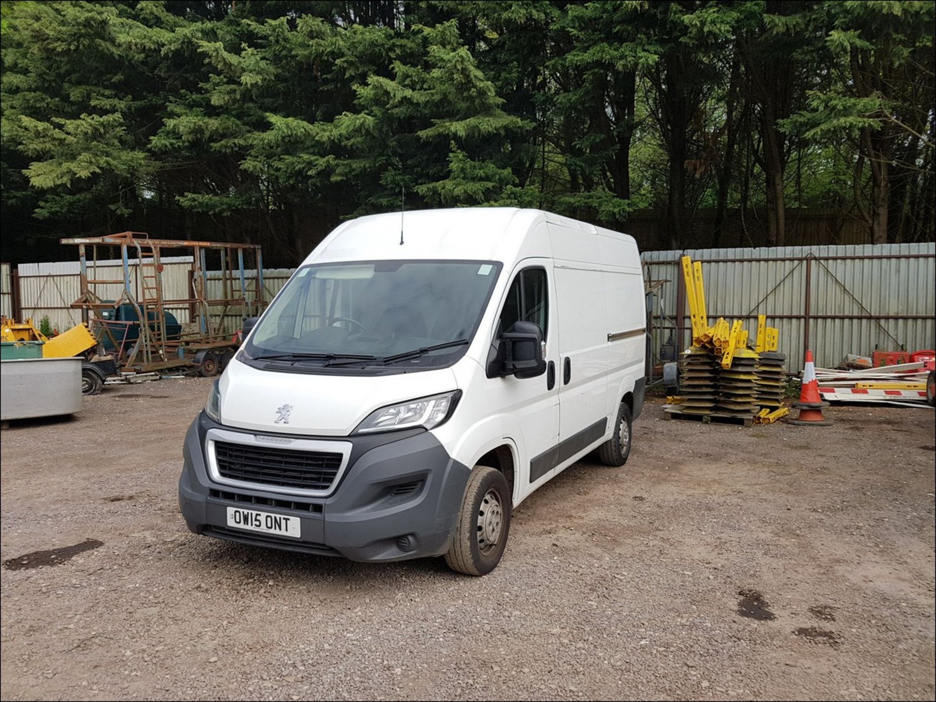 2015 Peugeot Boxer 335 Professional L2 - Image 10 of 10