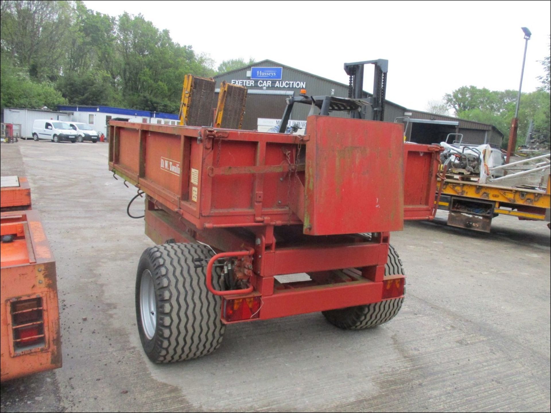 TOMLIN HI TIP AGRICULTURAL TRAILER - Image 2 of 4