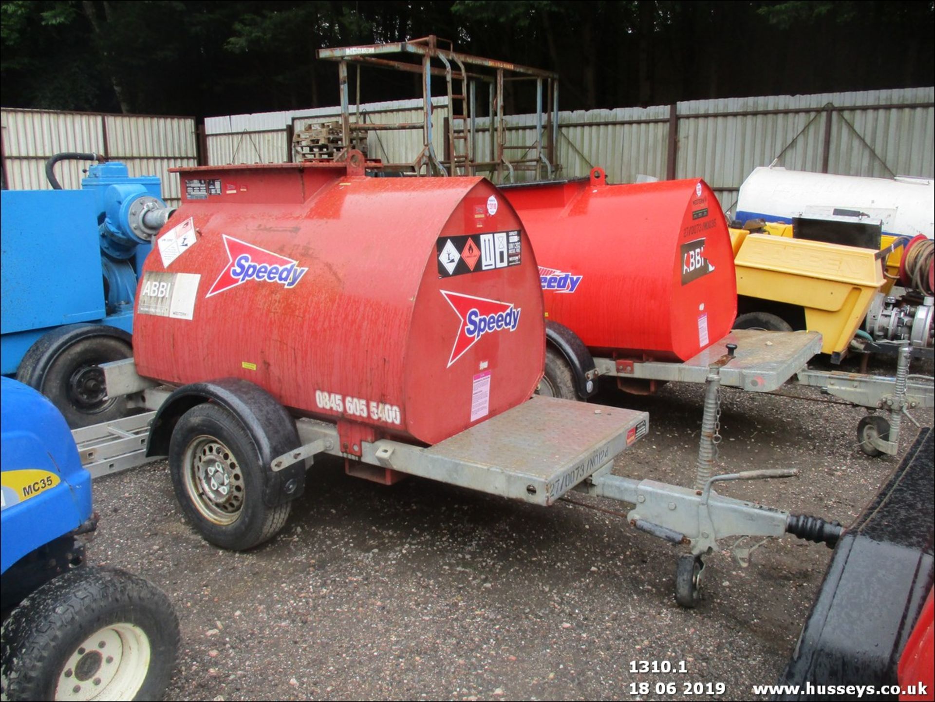 ABBI 950L FUEL BOWSER - Bild 2 aus 3