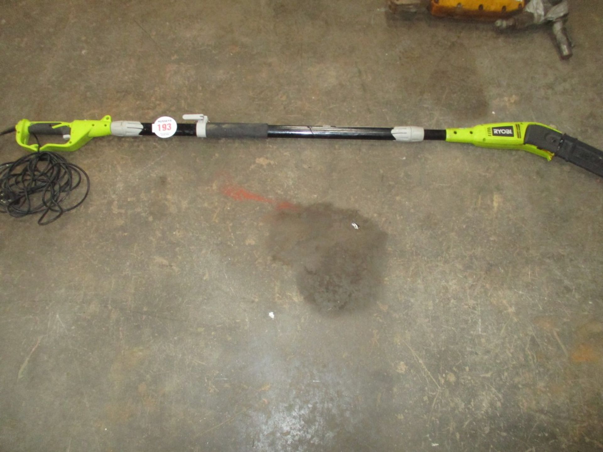 LONG REACH ELEC CHAINSAW