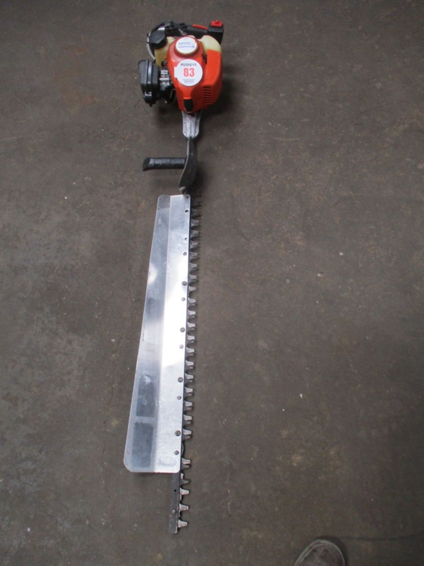 HUSQVARNA HEDGE TRIMMER