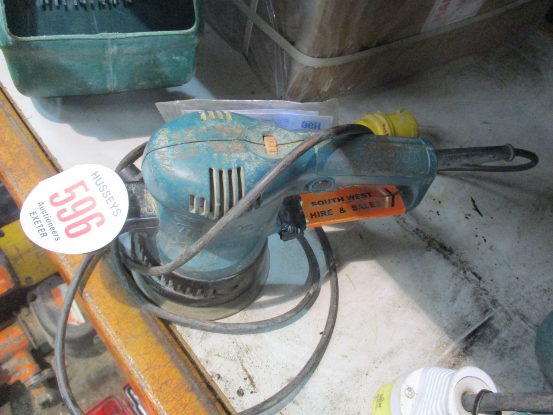 MAKITA SANDER