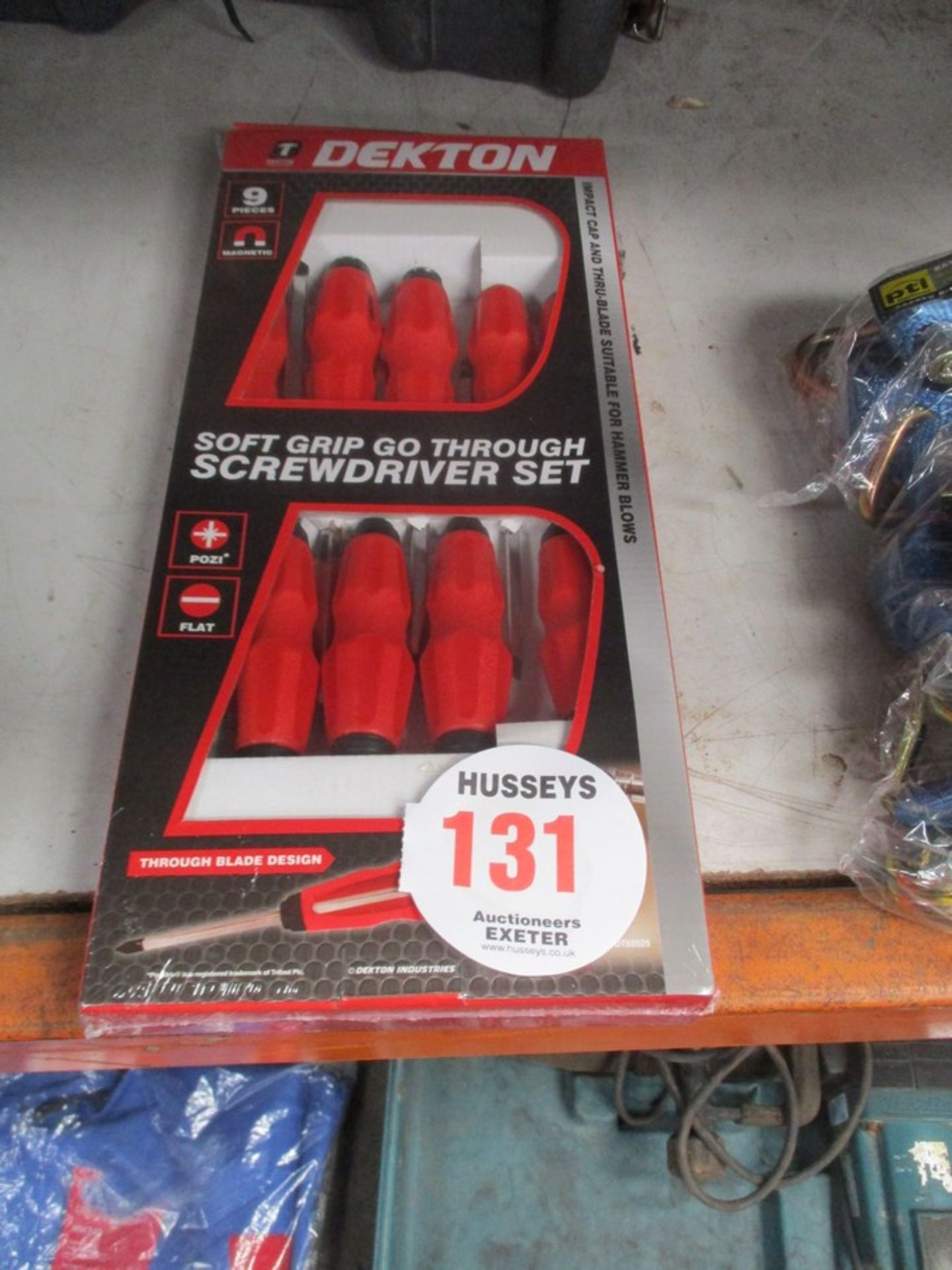 SCREWDRIVER SET