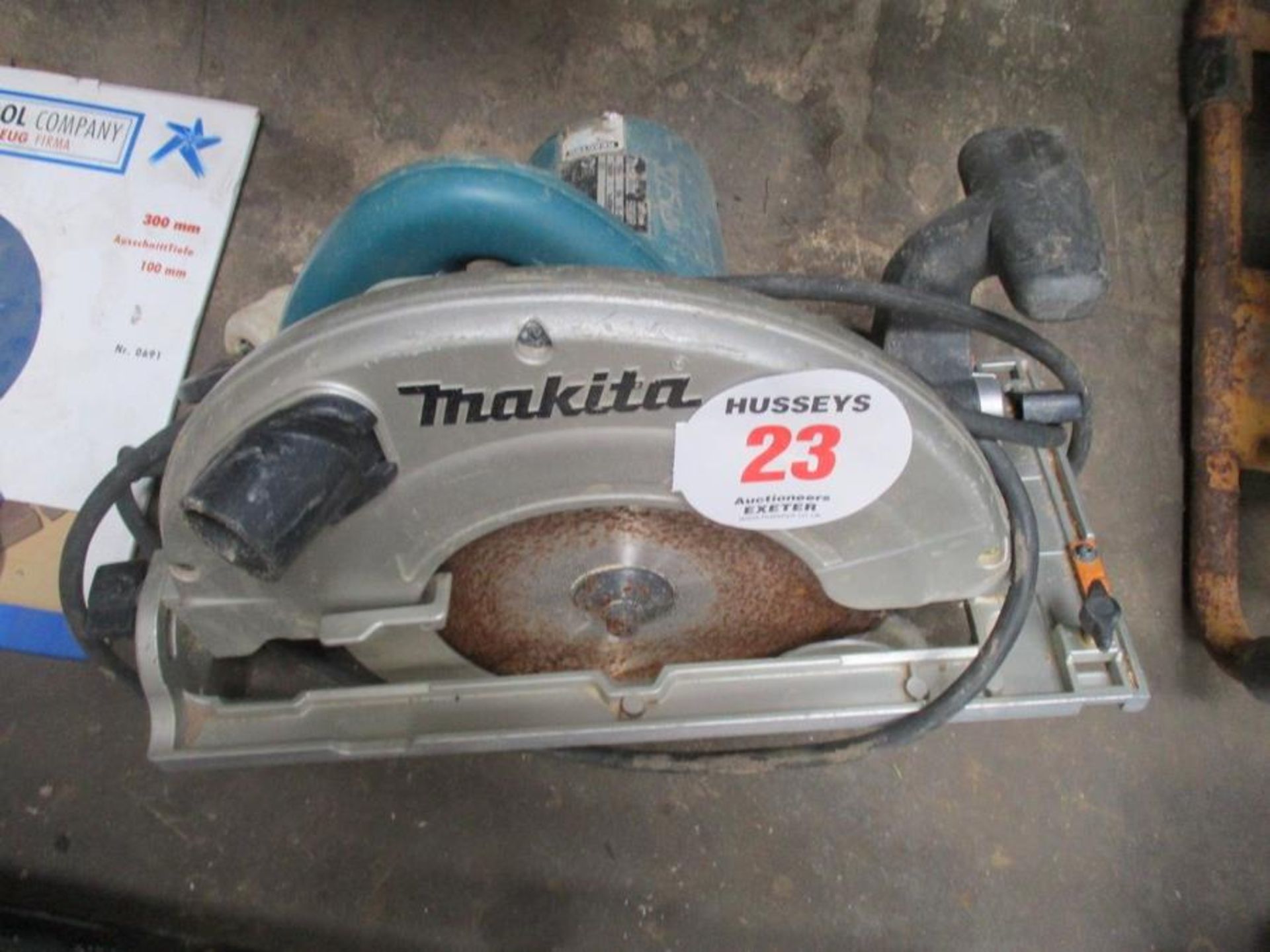 MAKITA SAW